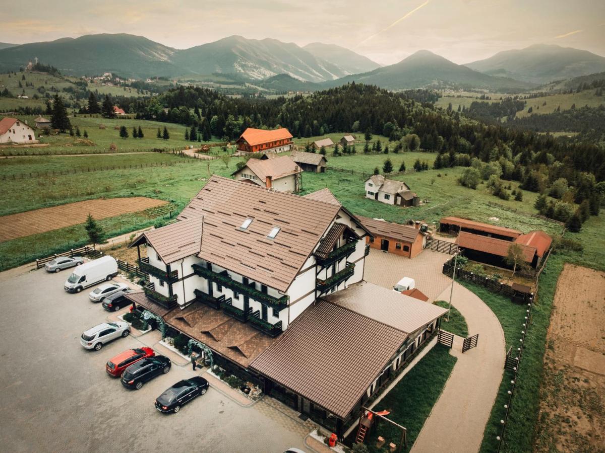 Popasul Transilvania 皮亚特拉凡塔讷勒 外观 照片